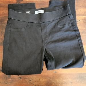 SONOMA BLACK PULL ON CAPRIS, SIZE 8